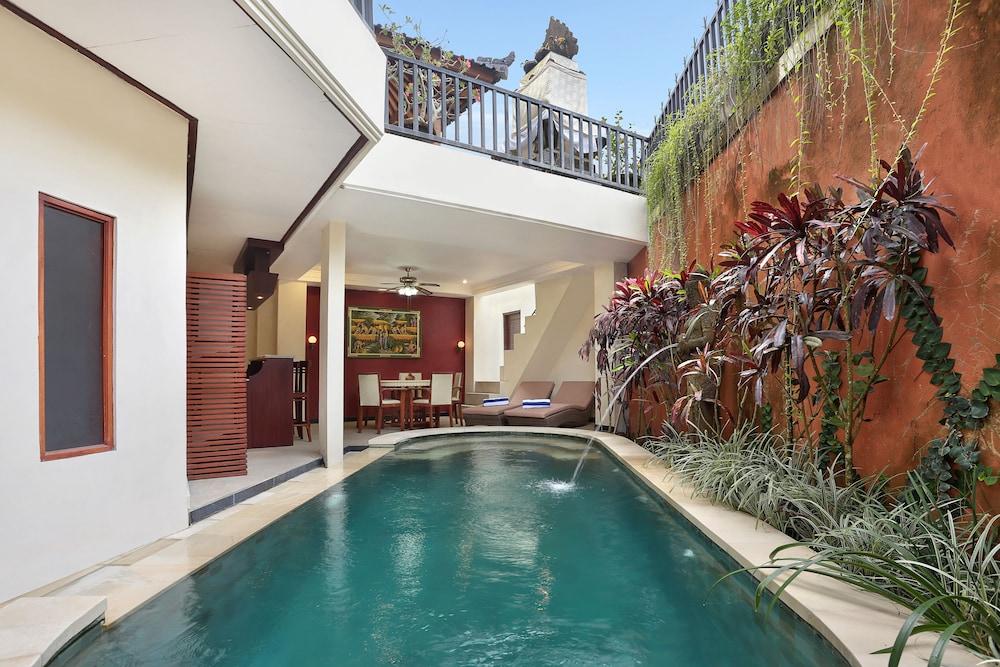 The Batu Belig Hotel & Spa Seminyak Exterior foto