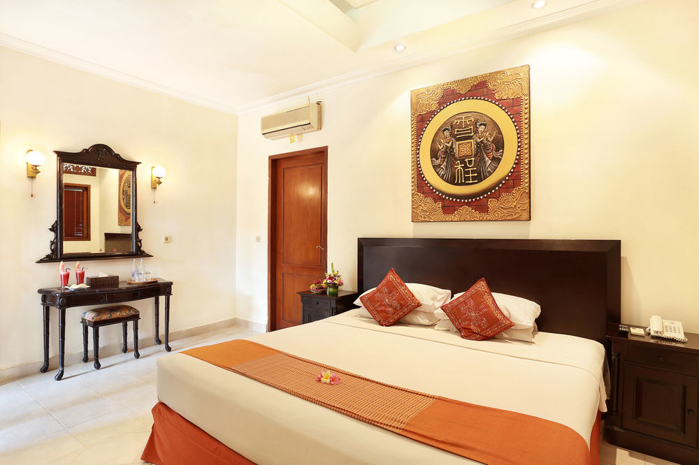 The Batu Belig Hotel & Spa Seminyak Exterior foto